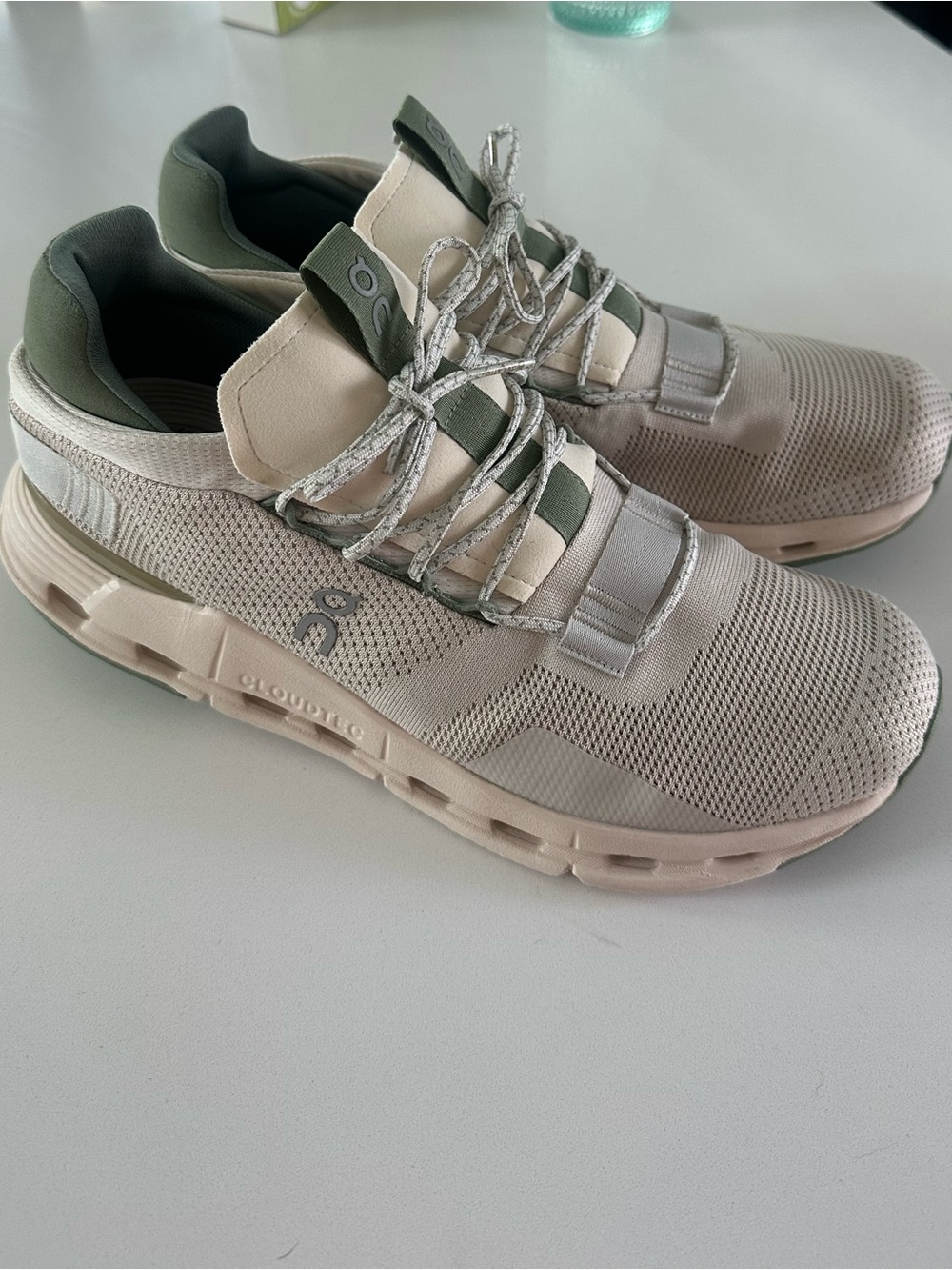 On Cloud Cloudnova Men’s Running Shoe Sneakers